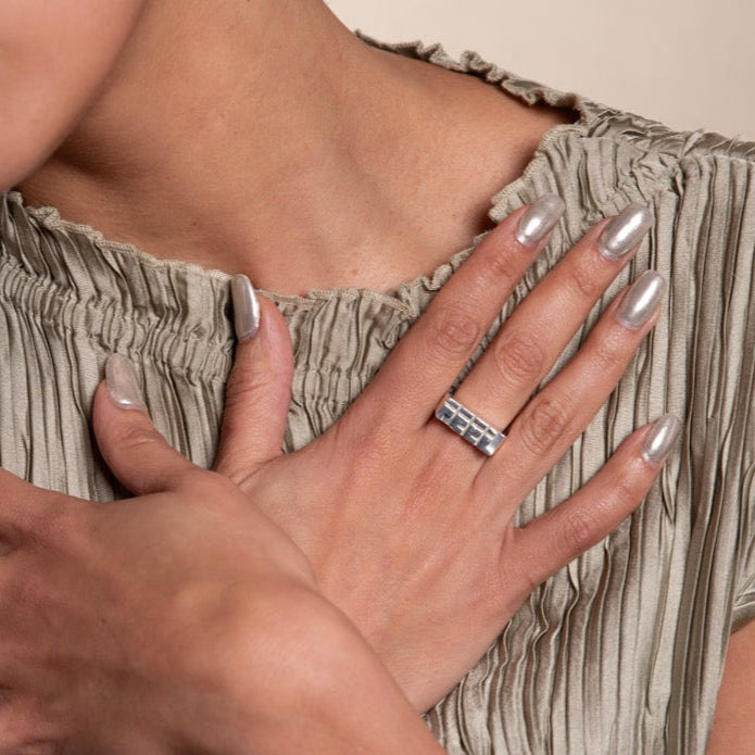 FEEL Motto Manifesto Ring - Golden Horn