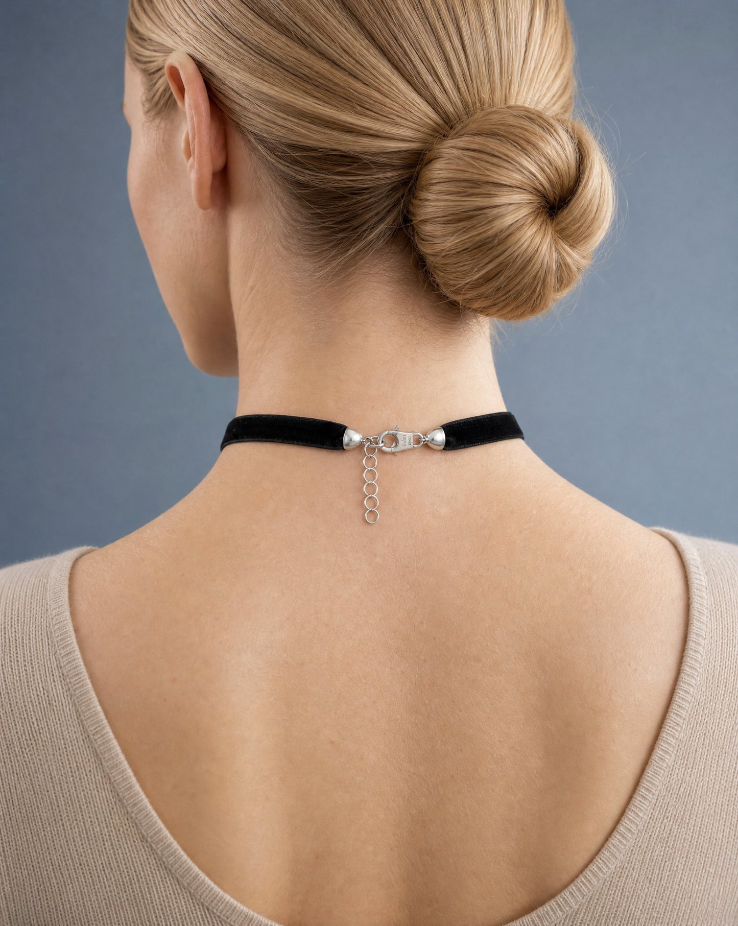 Black Velvet Choker Necklace clasp detail at the nape – Golden Horn Jewellery