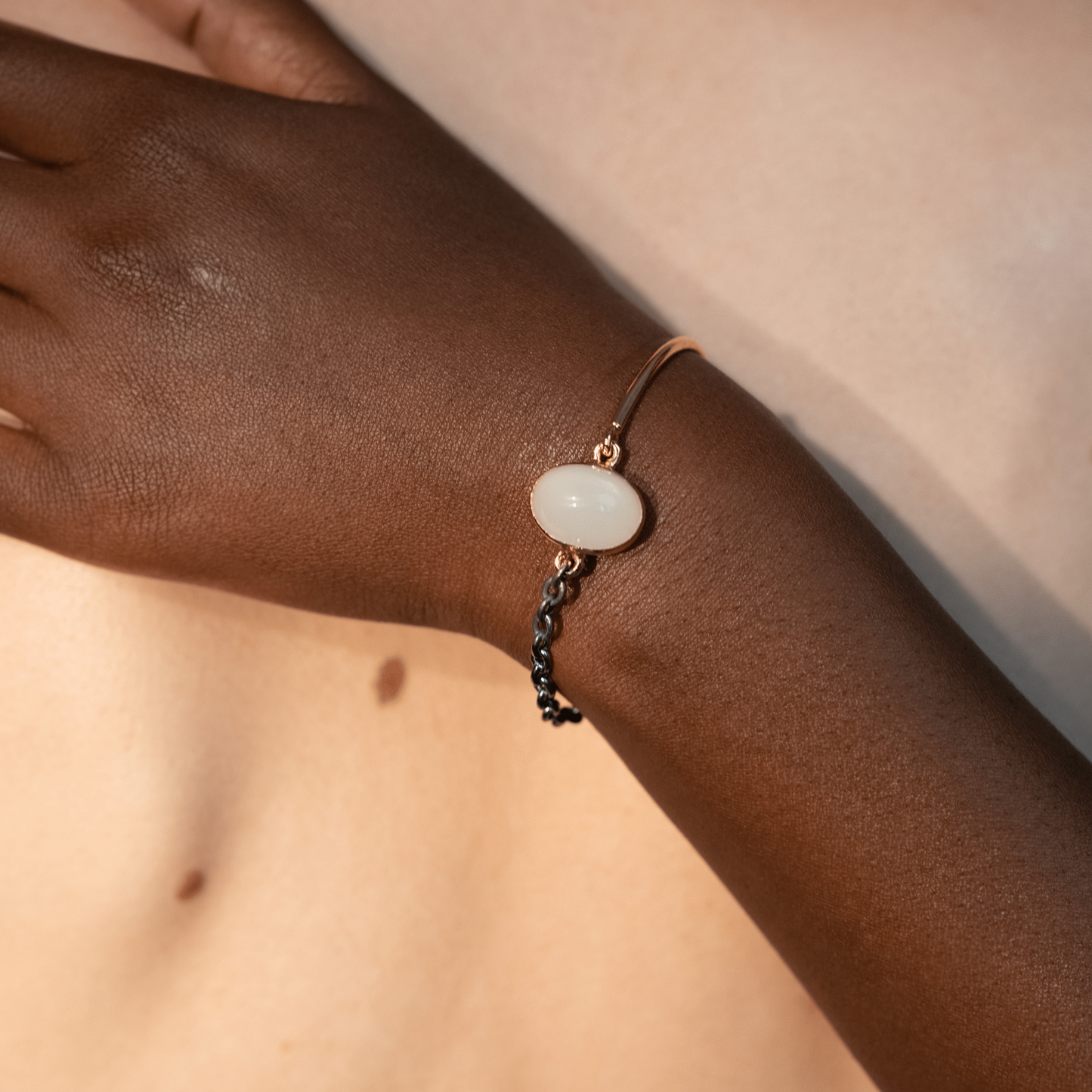 Cloudy Sprit Gem Stone Chain Bracelet - Golden Horn