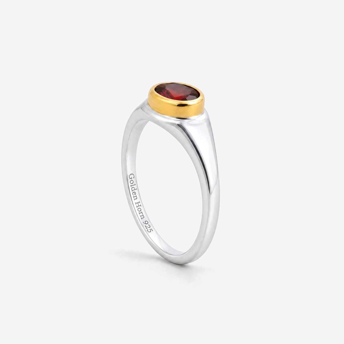 January Garnet Birthstone Ring, side profile showing bezel height and Golden Horn 925 hallmark
