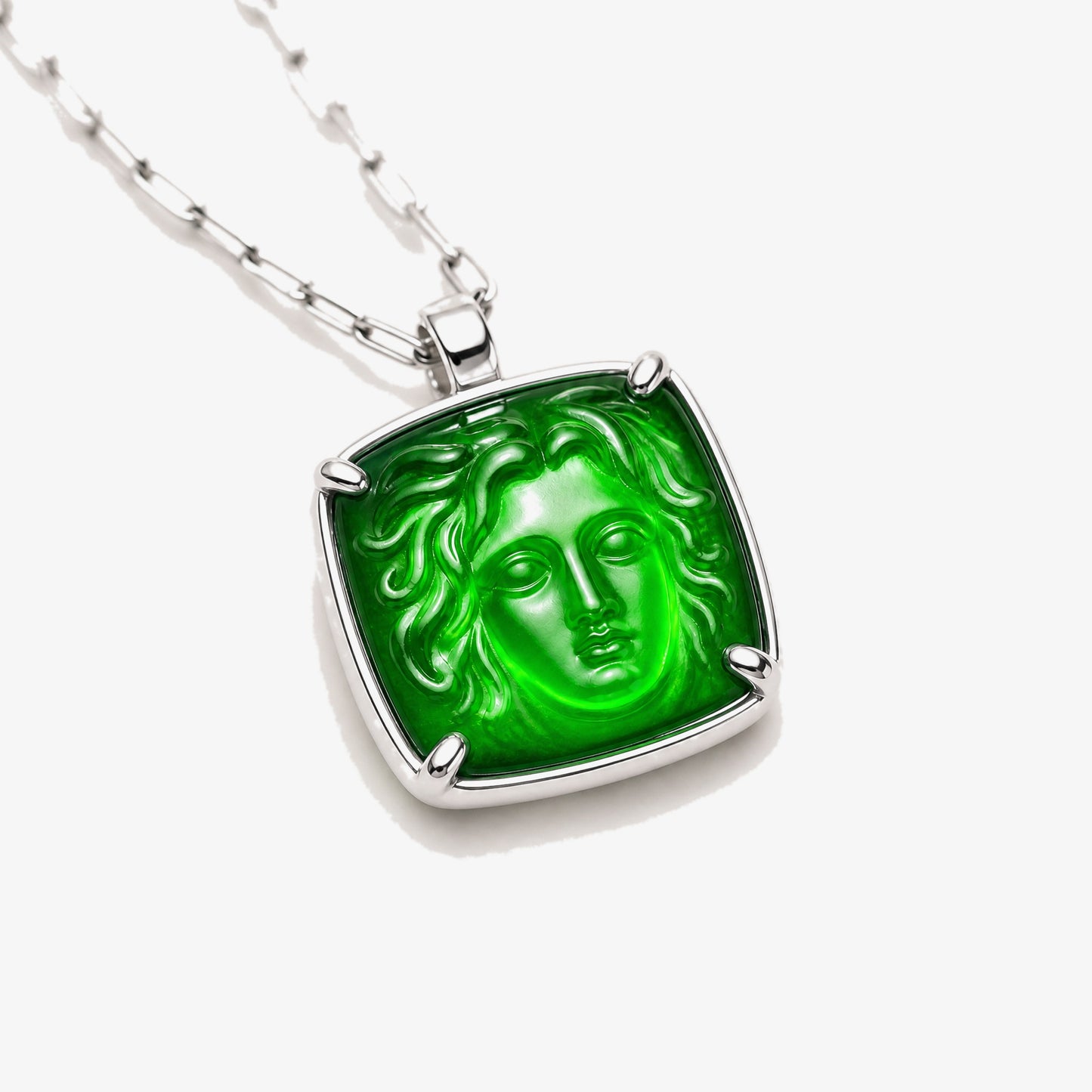 Medusa Green Agate Silver Pendant Necklace pendant detail – Golden Horn Jewellery