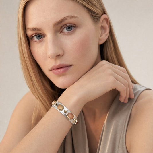 Helen Caramel Moonstone Bracelet – handmade jewellery by Golden Horn