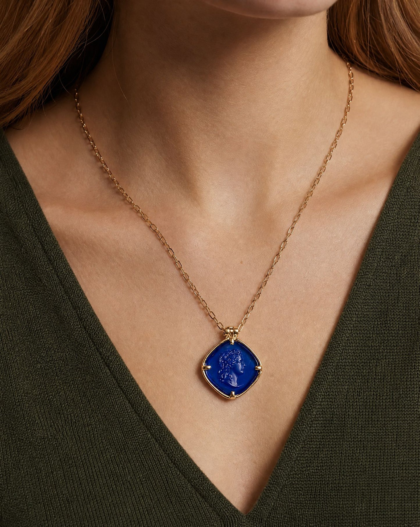 Apollo Blue Agate Pendant Necklace close-up at the collarbone – Golden Horn Jewellery