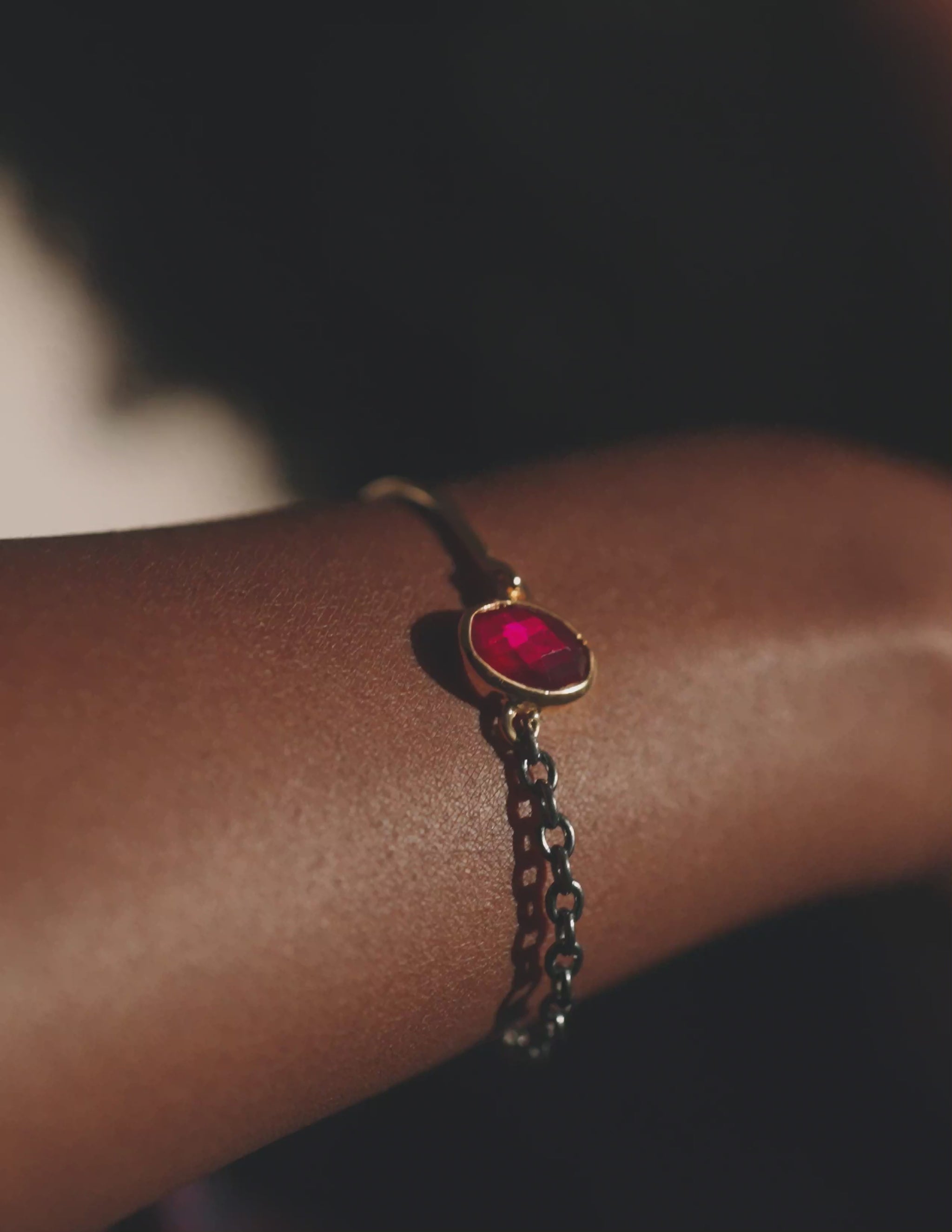 Fuchsia Gem Stone Bracelet - Golden Horn